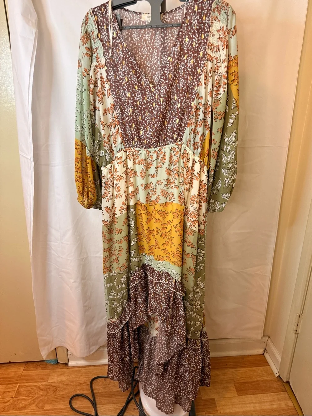 Umgee Women’s size XL Boho Patchwork Floral Maxi Dress - Sage, Mustard & Brown - Picture 2 of 9